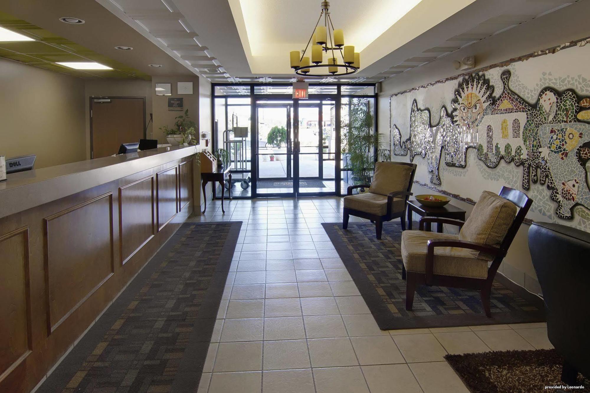 Econo Lodge Waynesboro Interior photo
