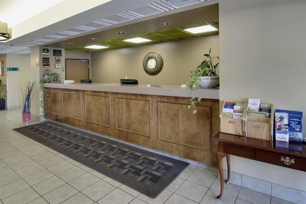 Econo Lodge Waynesboro Interior photo